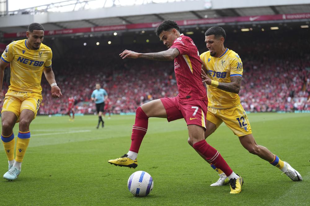 布朗过去6场场均33.3分7.3板7.2助，带队5胜1负